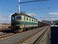 Poprad: 183 013-2 na cele nakladneho vlaku, 28.2.2008 183 013