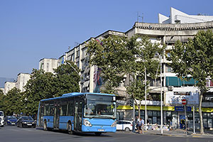 Albansko: Tirana