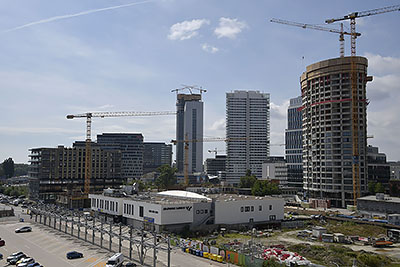 Bratislava: výhľad zo strechy autobusovej stanice, Mlynské Nivy, 29.8.2022 Bratislava