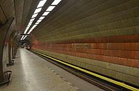 Praha: stanica linky metra A Želivského, 23.11.2017 MHD Praha