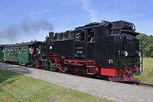 Rujana: Rügensche BäderBahn (RüBB), lokomotíva 99 1783-2 (rad DR 99.77-79), 29.7.2022 Rujana