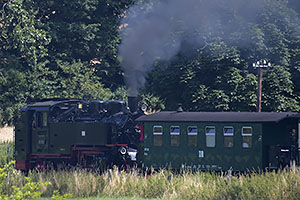Rujana: Rügensche BäderBahn (RüBB), lokomotíva 99 1783-2 (rad DR 99.77-79), 29.7.2022 Rujana