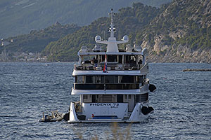 Makarska: jachta Phoenix 72 z roku 2021, 25.7.2024 Makarska