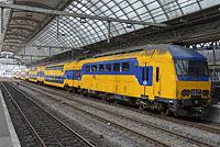 Amsterdam: Nieuwe Intercity Dubbeldekker (NID), alebo DDZ (DubbelDekkerZonering) je modernizácia starších DD-AR, 3.4.2017 vlaky v Holandsku