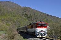 Banská Bystrica: 757.009 ZSSK na čele rýchlika do Žiliny, 19.4.2019 Banska Bystrica