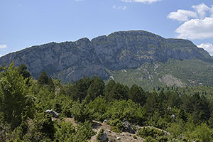 Albánsko: cesta SH75 medzi Leskovik a Përmet, Maja e Melesinit, 12.8.2021 Albansko