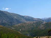 Albánsko: cesta SH8 Sarandë - Vlorë, 23.8.2012 Albansko