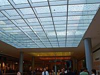 Bratislava: nákupná galéria Eurovea, 27.3.2010 Bratislava