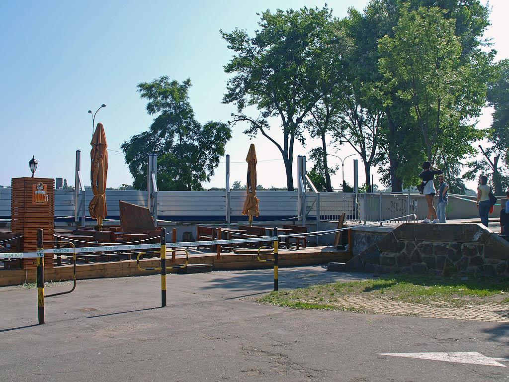 Bratislava: vysoký Dunaj, 7.6.2013 Bratislava