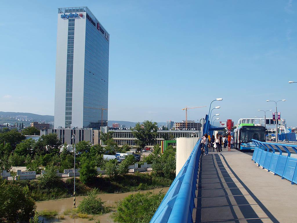 Bratislava: vysoký Dunaj, 7.6.2013 Bratislava