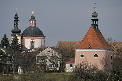 Znojmo: Hradiště, klášter křížovníků, chrám sv. Hyppolita, kostel sv. Antonína Paduánského, 27.3.2022 Znojmo