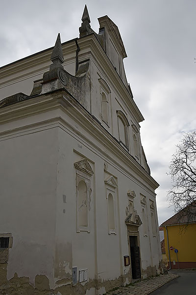 Znojmo: kostel sv. Michala, Jezuitské náměstí, 27.3.2022 Znojmo