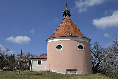 Znojmo: kostel sv. Antonína Paduánského, 27.3.2022 Znojmo