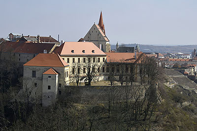 Znojmo: výhľad z Hradišťa, Znojemský hrad, 27.3.2022 Znojmo
