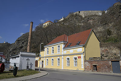 Znojmo: komín pod hradom, 27.3.2022 Znojmo