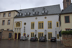 Trier: Hinter dem Dom, 12.5.2023 Trier