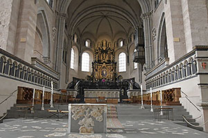 Trier: katedrála sv. Petra, Trierer Dom, Hohe Domkirche St. Peter zu Trier, 12.5.2023 Trier