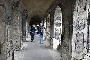 Trier: Porta Nigra, jedna zo 4 brán starovekého mesta Augusta Treverorum, 12.5.2023 Trier