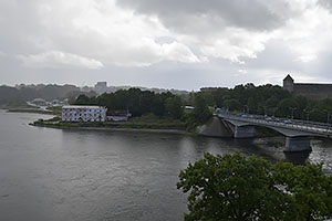 Narva: rieka Narva, 15.7.2022 Narva