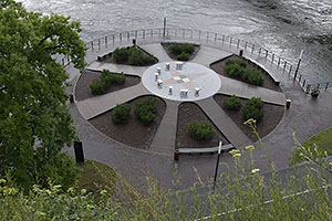 Narva: slnečné hodiny, Narva päikesekell, 15.7.2022 Narva