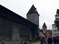 Tallinn: Kuldjala torn - brána Zlatá noha, 2.8.2013 Tallinn