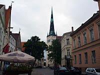 Tallinn: Lai, v pozadí kostol sv. Olafa, 2.8.2013 Tallinn