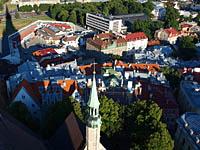 Tallinn: pohľad z veže kostola sv. Olafa, 2.8.2013 Tallinn