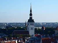 Tallinn: pohľad z veže kostola sv. Olafa, 2.8.2013 Tallinn