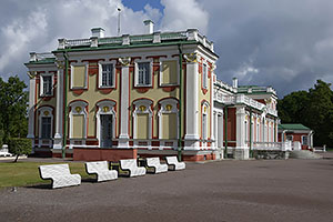 Tallinn: Kadrioru loss, palác Kadriorg, Ekaterintal, barokový palác Petra I. pre Katarínu I., 16.7.2022 Tallinn
