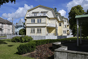 Tallinn: Kadriorg, Jaan Poska, 16.7.2022 Tallinn