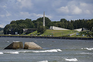 Tallinn: Jääretke obelisk, Maarjamäe memoriaal, 16.7.2022 Tallinn