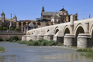 Córdoba: Puente Romano, 17.4.2023 Córdoba