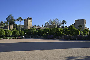 Córdoba: Torre de los Leones, Torre del Río, Alcázar de los Reyes Cristianos, 18.4.2023 Córdoba