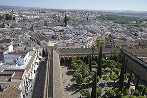 Córdoba: výhľad z Torre del Campanario, 18.4.2023 Córdoba