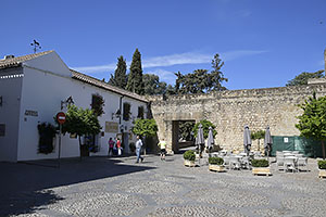 Córdoba: Puerta Sevilla, 18.4.2023 Córdoba
