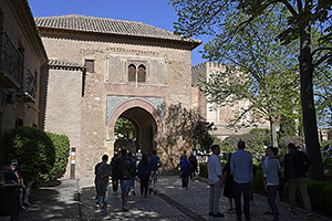 Granada: Alhambra, Puerta del Vino, 20.4.2023 Granada
