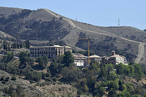 Granada: Alhambra, výhľad na Ermita de San Miguel Alto, 20.4.2023 Granada
