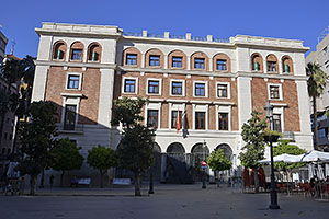 Jaén: Delegación de Hacienda, Plaza Dean Mazas, 18.4.2023 Jaén