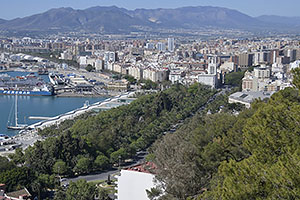 Málaga: výhľad z Monte Gibralfaro, 15.4.2023 Málaga