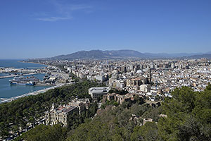Málaga: výhľad z Castillo de Gibralfaro, 15.4.2023 Málaga