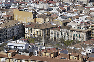 Málaga: výhľad z Castillo de Gibralfaro, Plaza de la Merced, 15.4.2023 Málaga