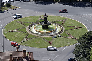 Málaga: výhľad z Castillo de Gibralfaro, Fuente de las Tres Gracias, 15.4.2023 Málaga