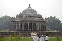 Dilli: Isa Khan Niyazi's Tomb, 23.2.2015 Dilli