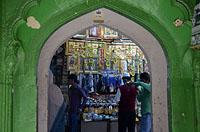 Dilli: Nizamuddin Dargah a Jamaat Khana, 23.2.2015 Dilli