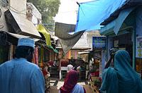 Dilli: Nizamuddin Dargah a Jamaat Khana, 23.2.2015 Dilli