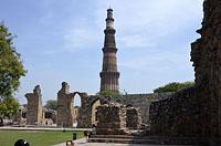Dilli: Qutub Minar, 12.3.2015 Dilli