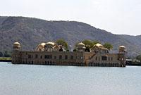 Jaipur: Jal Mahal (vodný palác), 3.3.2015 Jaipur