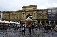 Florencia: Piazza della Repubblica, 20.5.2015 Florencia