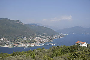 Čierna Hora: Boka kotorska, Đenovići, 17.8.2021 Cierna Hora
