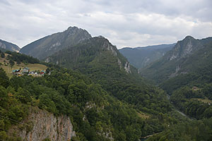 Čierna Hora: údolie rieky Tara, Nacionalni Park Durmitor, 20.8.2021 Cierna Hora